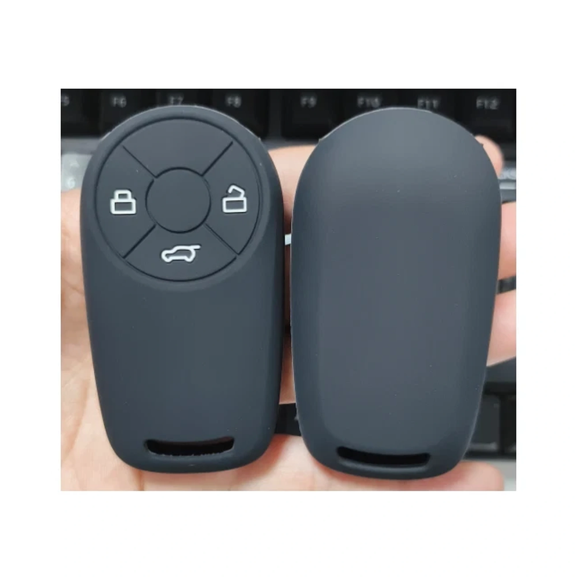 أزرار غطاء مفتاح سيليكون كلاسيكي (CC201) — CC201 classic silicone key cover from the 8.14 catalog source; compare the visible shape and button layout before ordering
