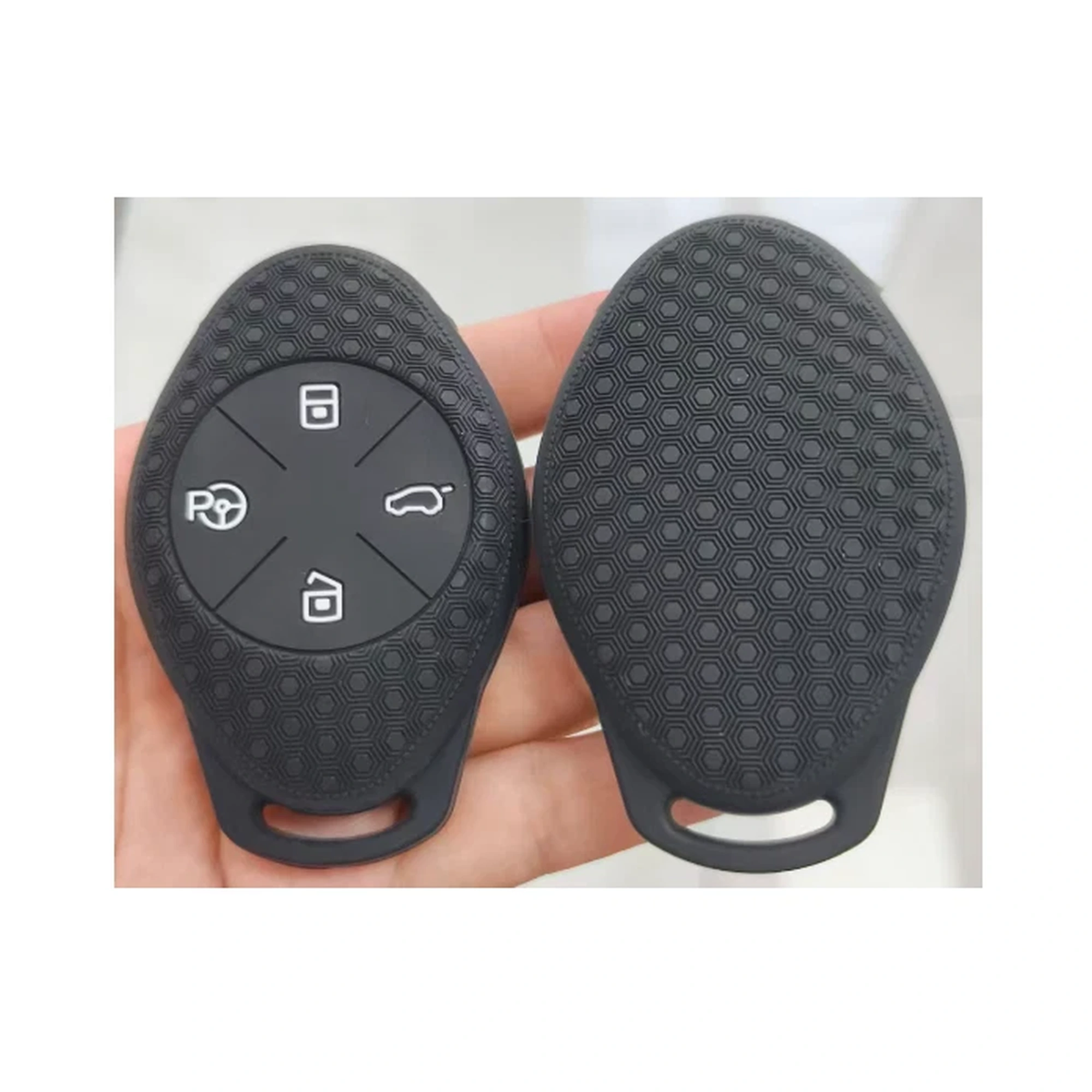 Tasten klassische Silikon-Schlüsselhülle (XP101) — XP101 classic silicone key cover from the 8.14 catalog source; compare the visible shape and button layout before ordering
